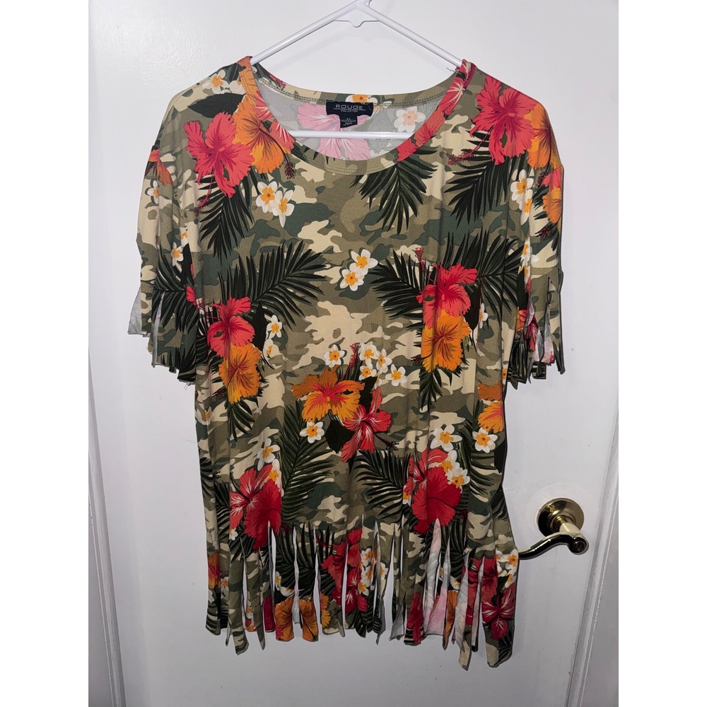 Rouge Collection Womens 3X Camo Tropical Floral Fringe Hem Short Sleeve Top